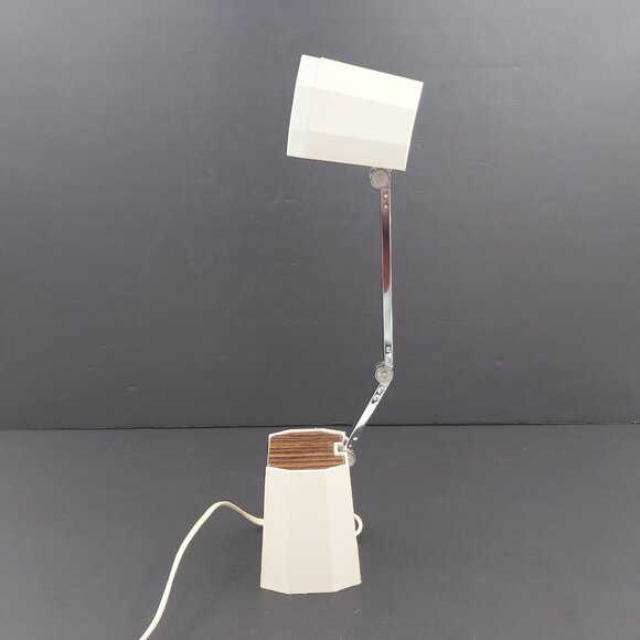 Universal Lamp Co U-7400  Circa 1966 Articulating Table Lamp  HI-LO Setting VTG - Picture 5 of 12